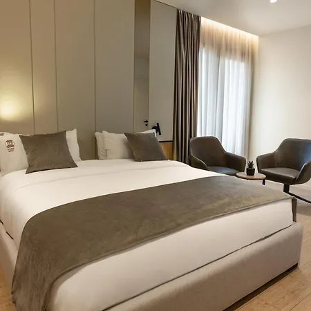 Pusi Hotel Tirana