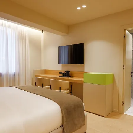 Pusi Hotel Tirana