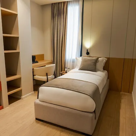 Hotel Pusi Tirana