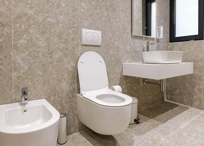 Pusi Hotel 3*